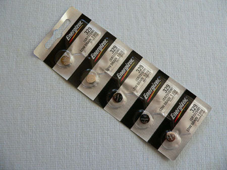 Lot of 5 batteries. Energizer 329 - SR731SW