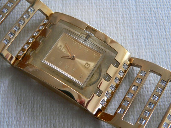 Square Brilliant Bangle Gold SUBM107G