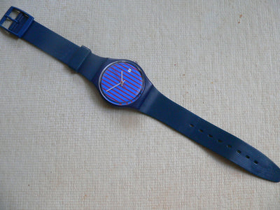 Blue Note with Date GI400 Swatch Watch (Preowned)