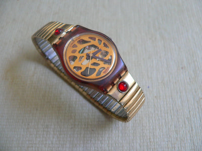 Beaujolais LR109 Swatch Watch (Preowned)