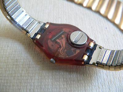 Beaujolais LR109 Swatch Watch (Preowned)