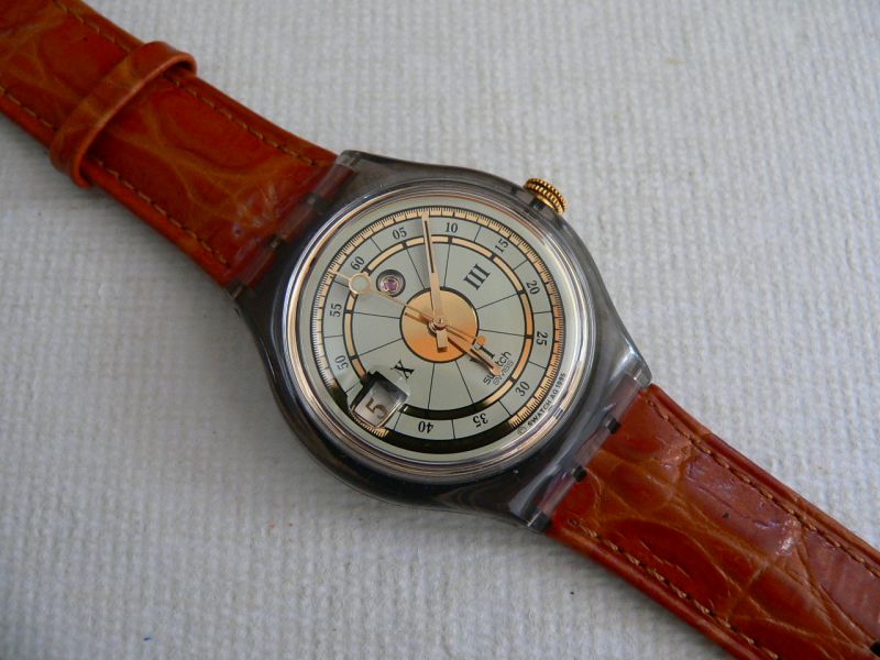 【2024春夏新色】 Swatch Retrospective SAM403 – swatchandbeyond.com 時計