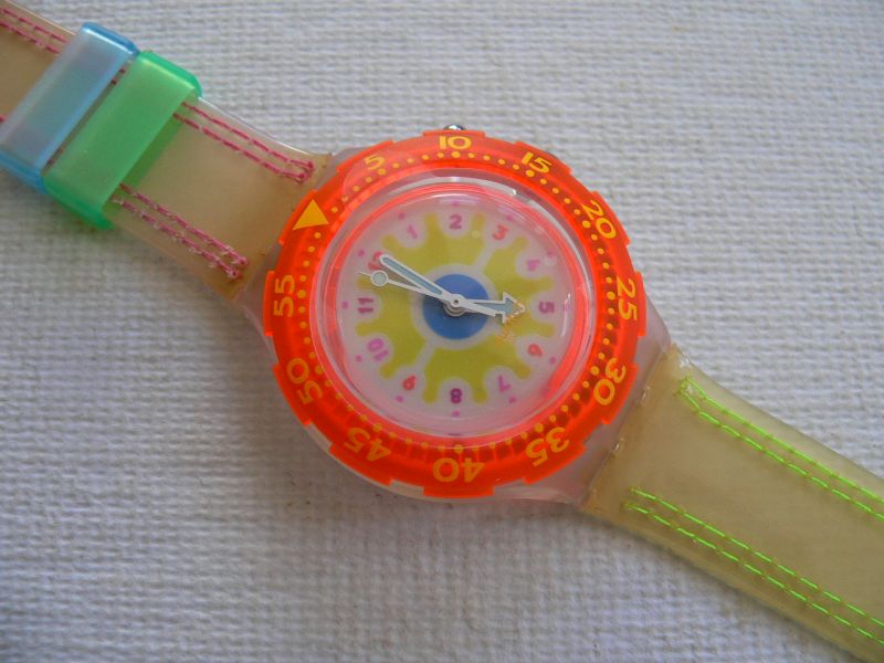 1996_SCUBA_200_Swatch_Watch_Fr  