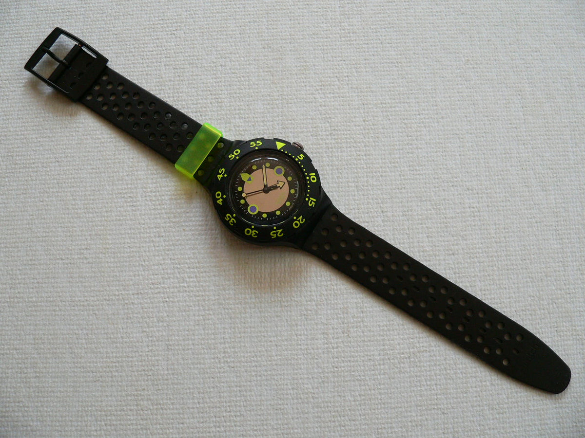 Swatch Shamu Black Wave SDB102 – swatchandbeyond.com