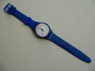 Swatch Medium Blue GN154