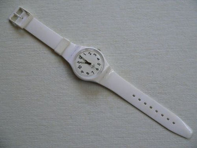 Swatch Just White GW151